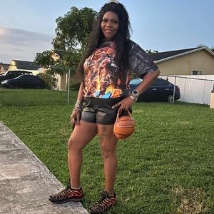 Meet your Posher, Clara